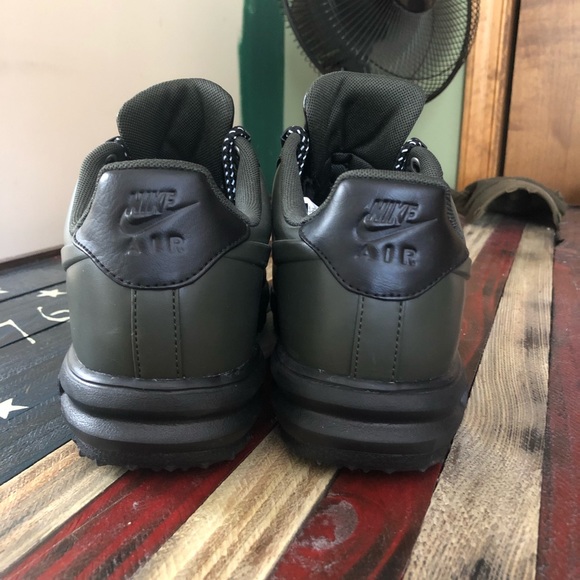 Nike Air Boots - Picture 4 of 6